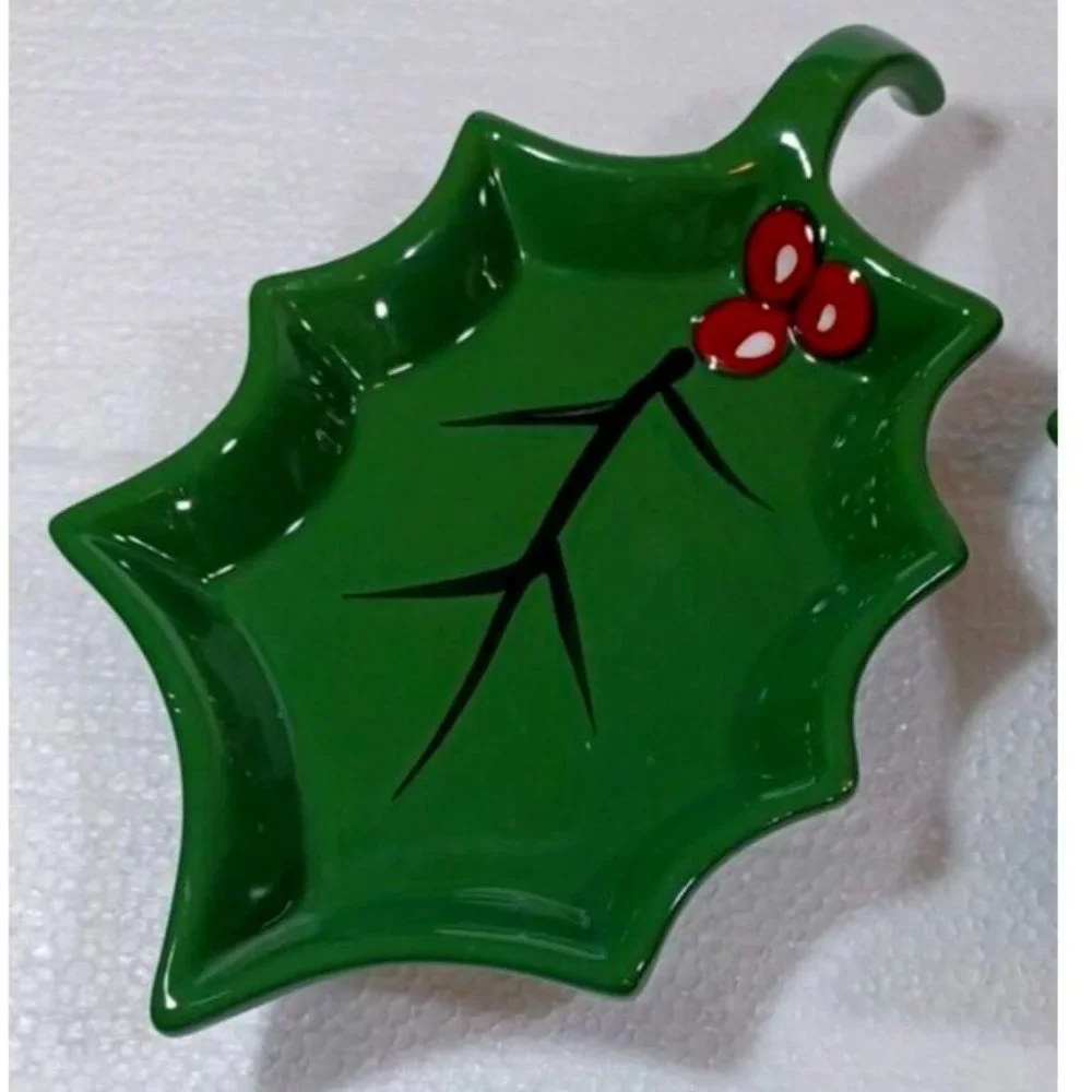 Set of 5 Temp-tations by Tara Cardinal HOLLY Leaf Serving Snack Appetizer Plates - Picture 7 of 8